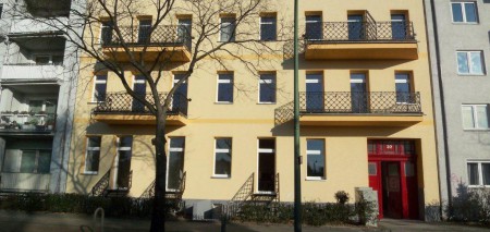 Vorderhaus-Front-1